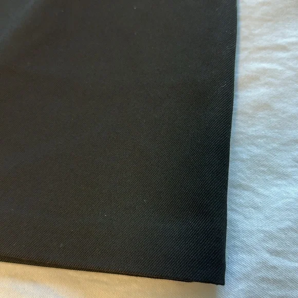 H&M Skirt - Picture 2 of 5